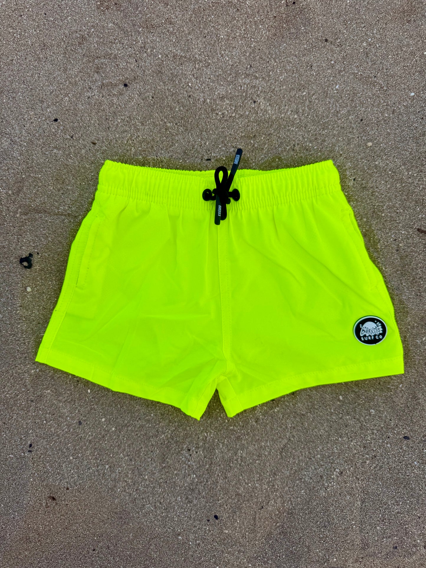 Shorties – Neon Tide